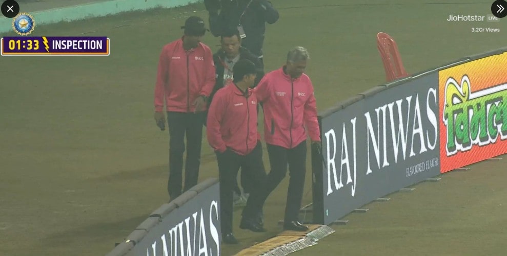 ind vs sa live score, ind vs sa 4th t20 live score, india vs south Africa t20 live t20 score and updates, shubman gill injury, ind vs sa fog, india vs south Africa t20 fog toss delay, shubman gill foot injury, ind vs sa 4th t20 live t20 cricket updates, ind vs sa t20 live, cricket score, live cricket score, cricket news, suryakumar Yadav, abhishek sharma, भारत बनाम साउथ अफ्रीका टी20, इंडिया वर्सेस साउथ अफ्रीका चौथा टी20 लाइव, इंडिया वर्सेस साउथ अफ्रीका टी20 लाइव स्कोर अपडेट्स   