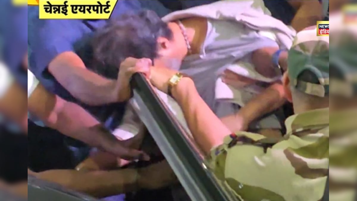 अरे! ये क्या हुआ...भीड़ में फिसलकर गिरे थलापति विजय, VIDEO हुआ वायरल