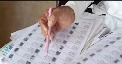 मध्य प्रदेश में 42.74 लाख नाम वोटर लिस्ट से हटा दिए गए हैं.