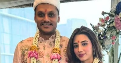 तनिष्का कुलकर्णी एक उद्योगपति परिवार की बेटी हैं.