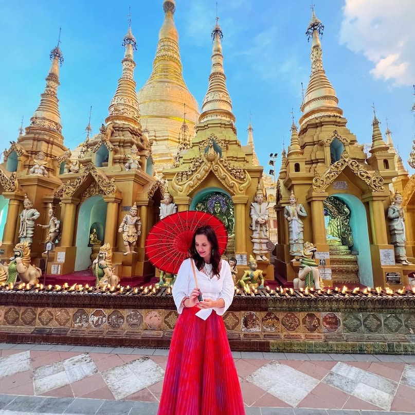 जुजाना बताती हैं कि, न्यूज़ीलैंड पहुंचकर उन्होंने अपनी 5 साल लंबी ऐतिहासिक यात्रा को सफलतापूर्वक समाप्त किया. जैसे ही उन्होंने एयरपोर्ट पर “वेलकम टू न्यूज़ीलैंड” सुना तो भावुक हो गईं. कहा, यही वो पल था जो उनके जीवन की सबसे बड़ी उपलब्धियों में दर्ज हो गया.  (Image- zuzanas_adventures/insta)