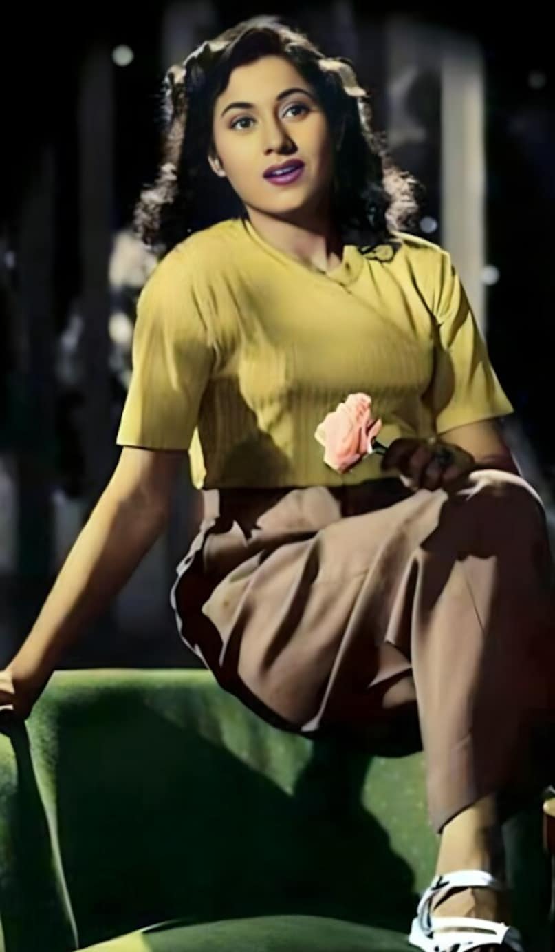 Madhubala’s unmatched stardom and appeal: Madhubala rose to fame at a young age and quickly became one of the most admired actresses of her era. Her expressive eyes and warmth made her a favourite among audiences and filmmakers alike. Co-stars were often mesmerised by her presence, and admiration frequently turned into affection. Her personal life, inevitably, became a subject of constant attention. Madhubala’s unmatched stardom and appeal: Madhubala rose to fame at a young age and quickly became one of the most admired actresses of her era. Her expressive eyes and warmth made her a favourite among audiences and filmmakers alike. Co-stars were often mesmerised by her presence, and admiration frequently turned into affection. Her personal life, inevitably, became a subject of constant attention.