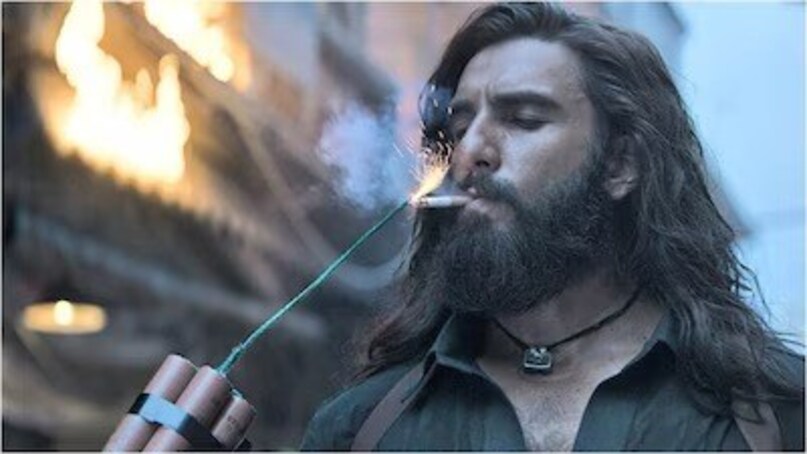 Ranveer Singh’s Dhurandhar continues to smash box office records after its release. One of the highest-grossing Hindi films of all time, the Aditya Dhar directorial continues to make waves with its action sequences, foot-tapping music and powerful cast performances. From Akshaye Khanna’s viral dance to hilarious reels on being an Indian spy in Pakistan, the action drama has caught on in the minds of the public. 