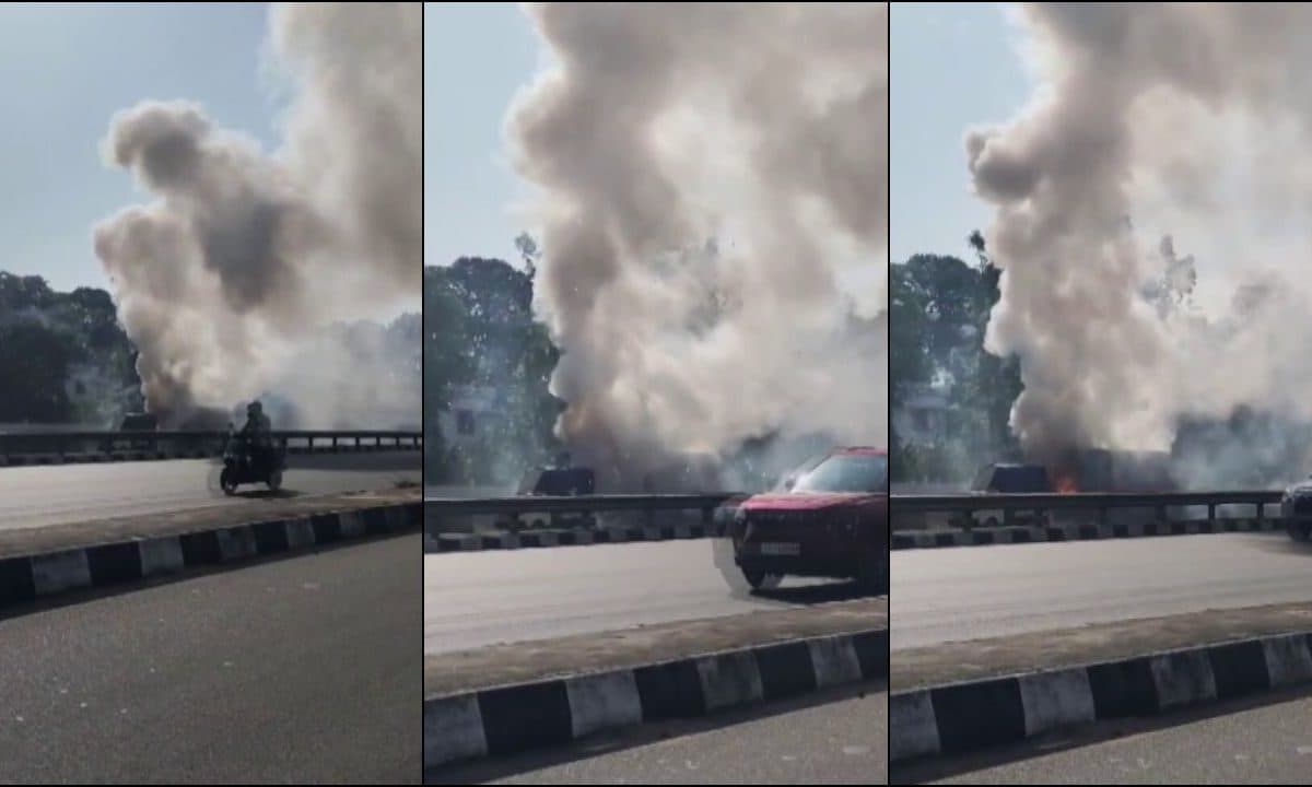 केरल के त्रिशूर में पटाखों की लॉरी बनी आग का गोला वीडियो में देखिए खौफनाक मंजर टल गई बड़ी तबाही