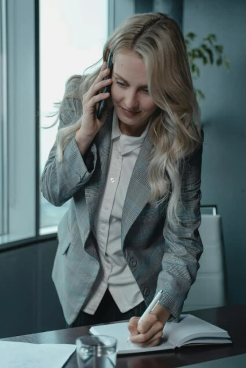 Over the past 50 years, women’s participation in the workforce has increased significantly in Luxembourg. Today, women are represented in almost every field, from education and healthcare to finance and technology. Many Luxembourgish women work in the public sector, which offers competitive salaries, job security and benefits. 