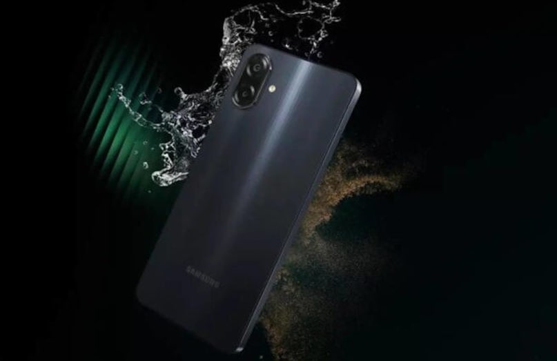 Samsung Galaxy M07 মূল্য: এই বাজেট Samsung ফোনের দাম 7499 টাকা 4GB/64GB ভেরিয়েন্টের জন্য Amazon সেলে 25% ছাড়ের পরে। এটিতে একটি 5000mAh ব্যাটারি, 25W দ্রুত চার্জিং সমর্থন এবং একটি 50-মেগাপিক্সেল ক্যামেরা সেন্সর রয়েছে। এই ফোনটি MediaTek Helio G99 প্রসেসর দ্বারা চালিত।