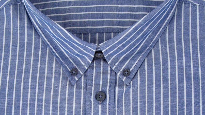 हर दिन जब आप शर्ट पहनते हैं, तो आप सामने और आस्तीन पर बटन लगाते हैं। लेकिन एक छोटी सी बात जिस पर बहुत से लोग ध्यान नहीं देते वह यह है कि कुछ शर्ट के कॉलर पर एक छोटा सा बटन होता है।