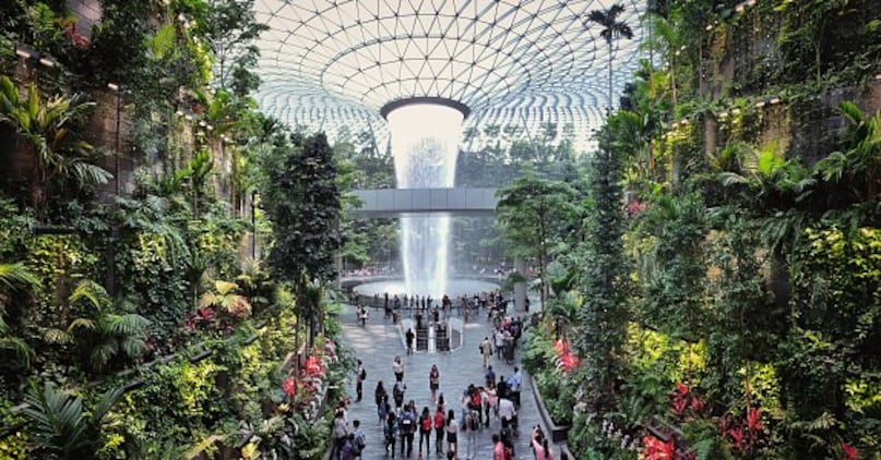 What Is Singapore’s 96-Hour Visa-Free Transit? Singapore allows certain travellers to stay in the country for up to 96 hours without a visa under its Visa-Free Transit Facility (VFTF). The facility is meant for passengers transiting through Singapore while travelling to or from a third country. What Is Singapore’s 96-Hour Visa-Free Transit? Singapore allows certain travellers to stay in the country for up to 96 hours without a visa under its Visa-Free Transit Facility (VFTF). The facility is meant for passengers transiting through Singapore while travelling to or from a third country.