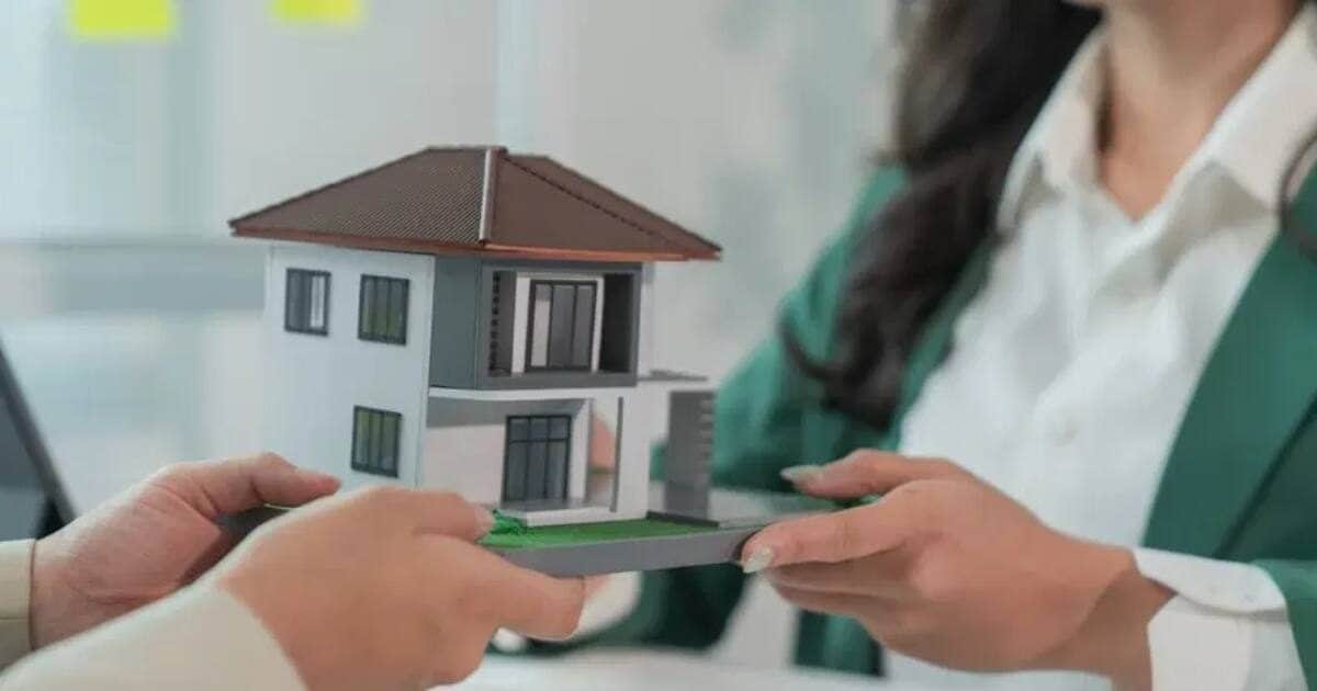 Property Knowledge : बिना ऑक्‍यूपेंसी सर्टिफिकेट देखे न लें मकान का पजेशन, बिल्‍डर कर जाएगा खेल, फंसेंगे आप