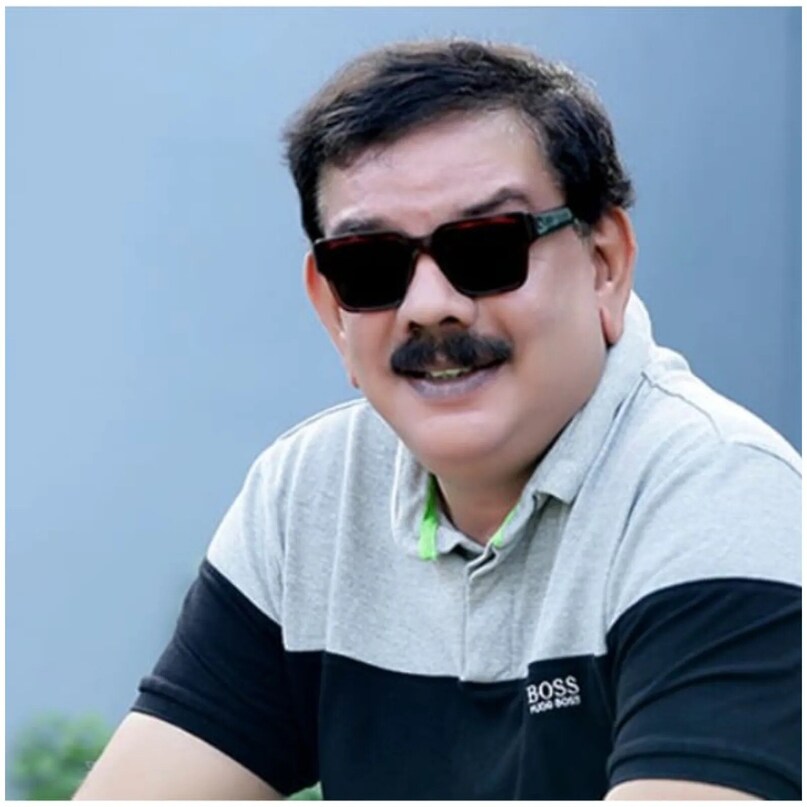 फिल्म की कास्टिंग में अक्षय कुमार, सैफ अली खान और मोहनलाल जैसे दिग्गजों के नाम शामिल है. हैवान के लिए अक्षय कुमार और सैफ अली खान 17 साल बाद साथ आ रहे हैं. दोनों ने ‘टशन’ में आखिरी बार साथ काम किया था. फिल्म की कास्टिंग में अक्षय कुमार, सैफ अली खान और मोहनलाल जैसे दिग्गजों के नाम शामिल है. हैवान के लिए अक्षय कुमार और सैफ अली खान 17 साल बाद साथ आ रहे हैं. दोनों ने ‘टशन’ में आखिरी बार साथ काम किया था.