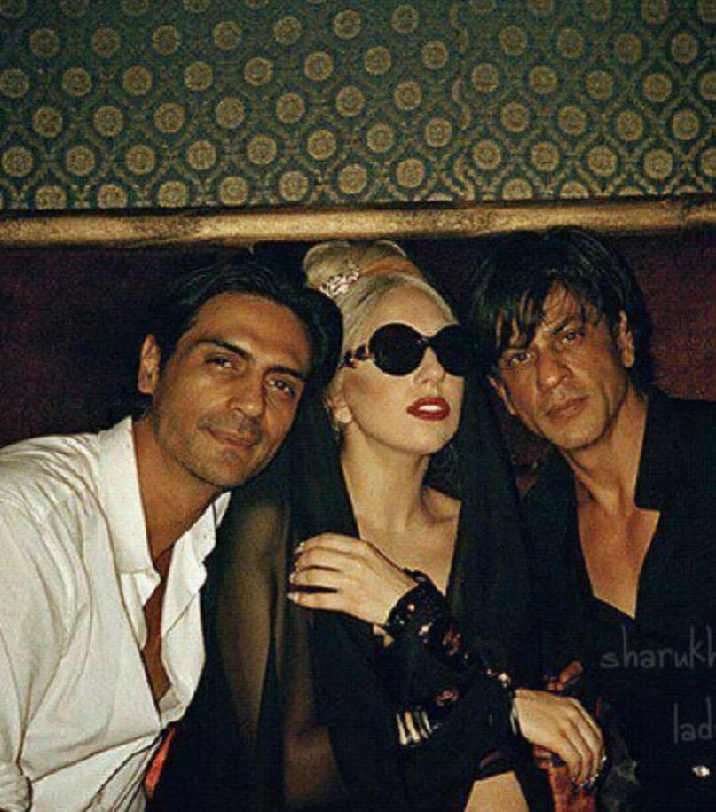 A very rare picture! This was from 2011 when Lady Gaga came to Delhi to perform for the F1 opening ceremony. After the ceremony spent some quality time with party host Arjun Rampal and Shahrukh Khan. Shahrukh Khan who interacted with the star during the F1 race is spellbound by Lady Gaga. "It (the interaction) was very nice. She (Gaga) was very sweet. I sat with her for a couple of hours and exchanged a lot of good things about life. She is very deep, very sweet," Shahrukh told reporters at the red carpet of the F1. 