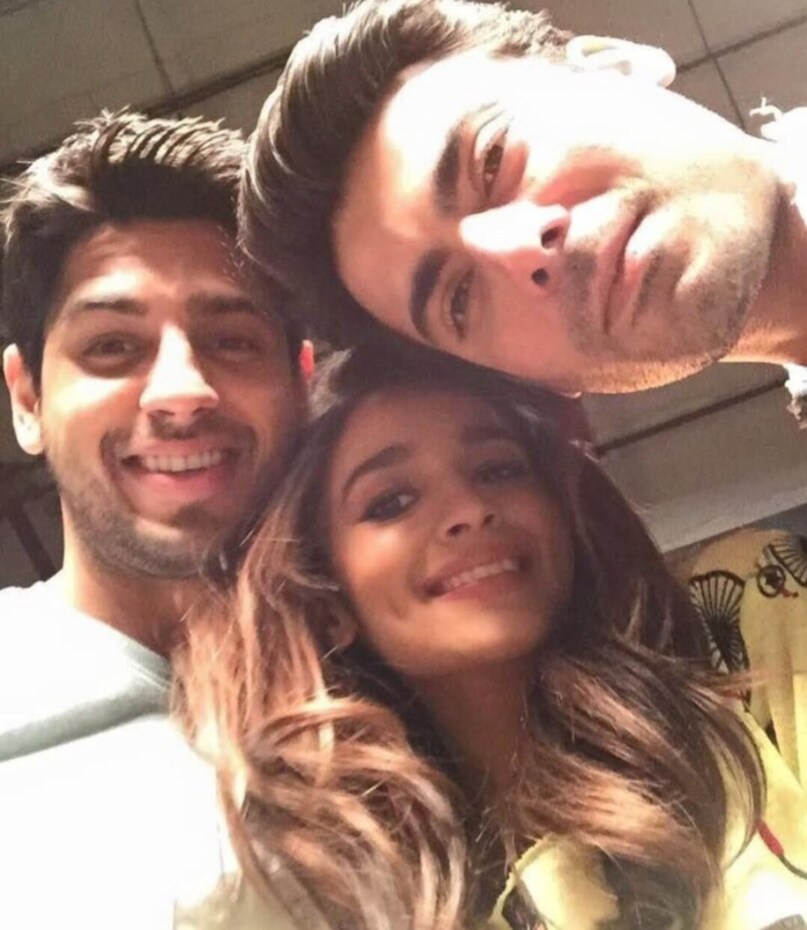This behind-the-scenes moment is from the sets of Shakun Batra’s Kapoor & Sons (2016). The picture captures a cheerful selfie featuring Sidharth Malhotra, Alia Bhatt, and Fawad Khan. After wrapping up the film, Sidharth took to social media to share the update, writing, “#KapoorAndSons wrapped up… And coming soon @aliaa08 @fawadakhan @shakunbatra @karanjohar.” Alia Bhatt and Sidharth Malhotra were also rumoured to be in a relationship for about one to two years, reportedly from late 2014 or early 2015 until their amicable split in 2017. While the two never publicly confirmed their romance, they shared screen space in Student of the Year and Kapoor & Sons. 