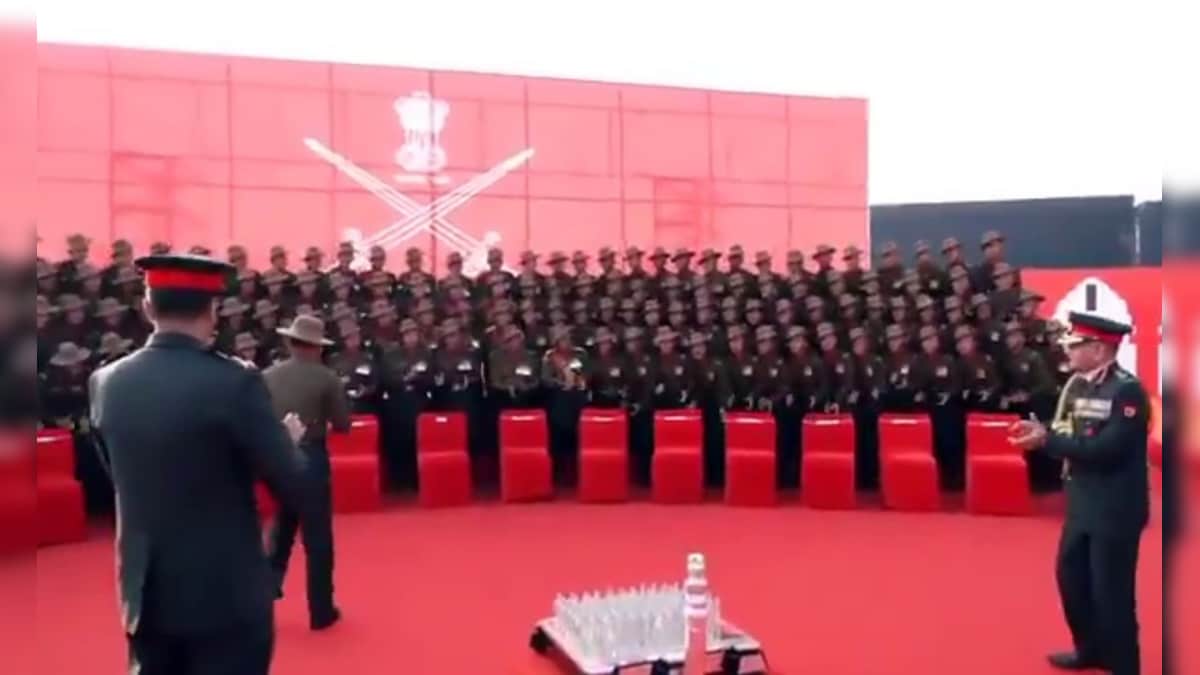 बदलूराम का बदन… असम रेजिमेंट के जवानों संग थिरके आर्मी चीफ जनरल उपेंद्र द्विवेदी, देखें वीडियो