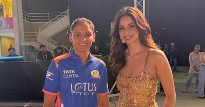 हरनाज संधू और हरमनप्रीत कौर की तस्वीर हुई वायरल.