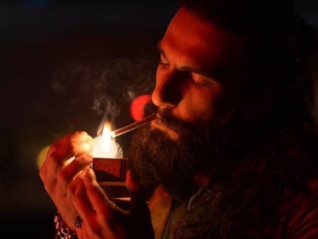 बॉक्स ऑफिस पर 38वें दिन गरजी 'धुरंधर', रणवीर सिंह की फिल्म ने रचा इतिहास