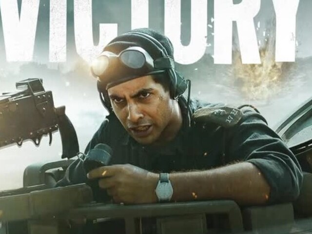 'धुरंधर' के तूफान में भी टिकी 'इक्कीस', तीसरे दिन कमाई में आया हल्का उछाल