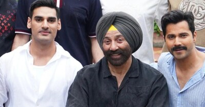 'बॉर्डर 2' प्रमोशन के दौरान अहान शेट्टी के साथ सनी देओल और वरुण धवन. 