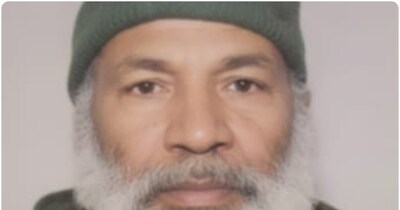 अहमद शेख को पुलिस ने हिरासत में ले लिया है.