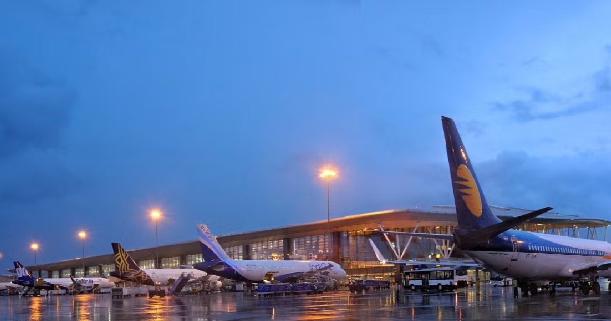 बैग में दो बम है... SLPC से फ्रस्‍टेट पैसेंजर के बिगड़े बोल, बेंगलुरु एयरपोर्ट से टांग कर ले गई पुलिस