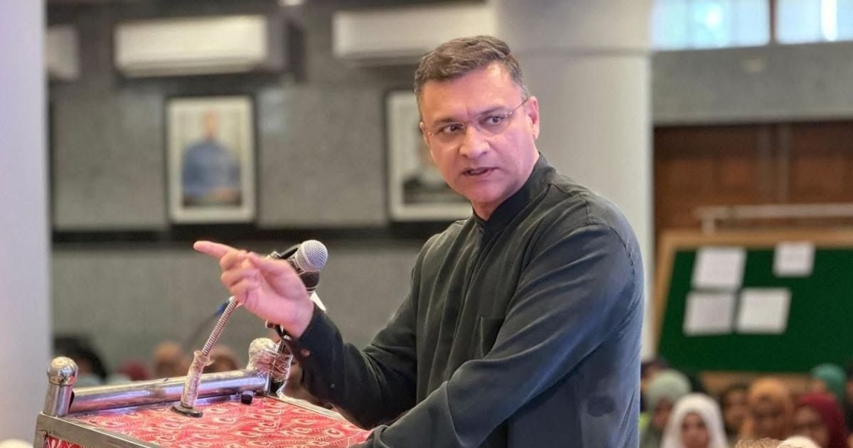 Maharashtra Nikay Chunav Live: पुणे में शिंदे सेना का बड़ा दांव! अकेले चुनाव लड़कर बीजेपी को चुनौती, उधर नागपुर की सड़कों पर फडणवीस का 'पावर शो'