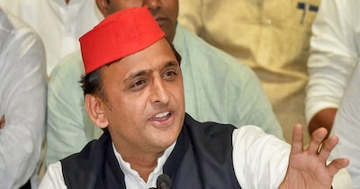 अखिलेश यादव