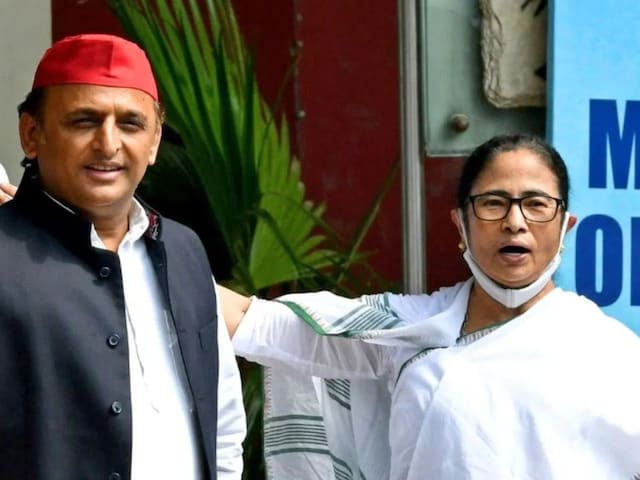 SIR पर जारी बवाल, अखिलेश क्यों पहुंचे कोलकाता? ममता से मुलाकात के सियासी मायने