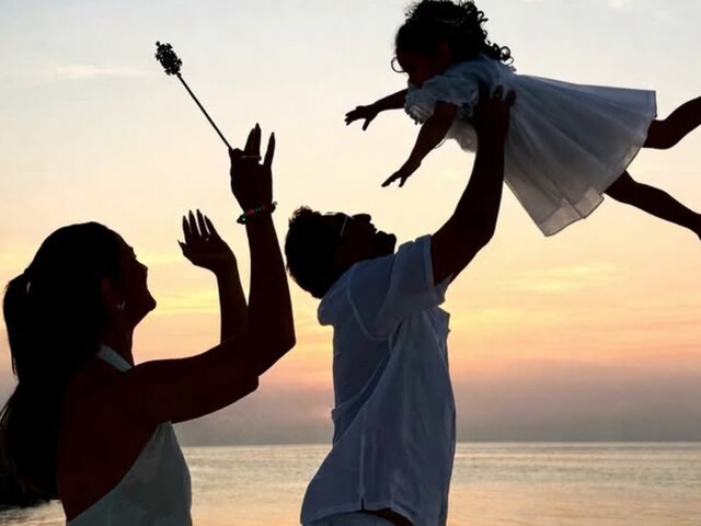 बीच पर आलिया-रणबीर, हवा में बेटी, एक्ट्रेस ने शेयर की 2026 की पहली पोस्ट