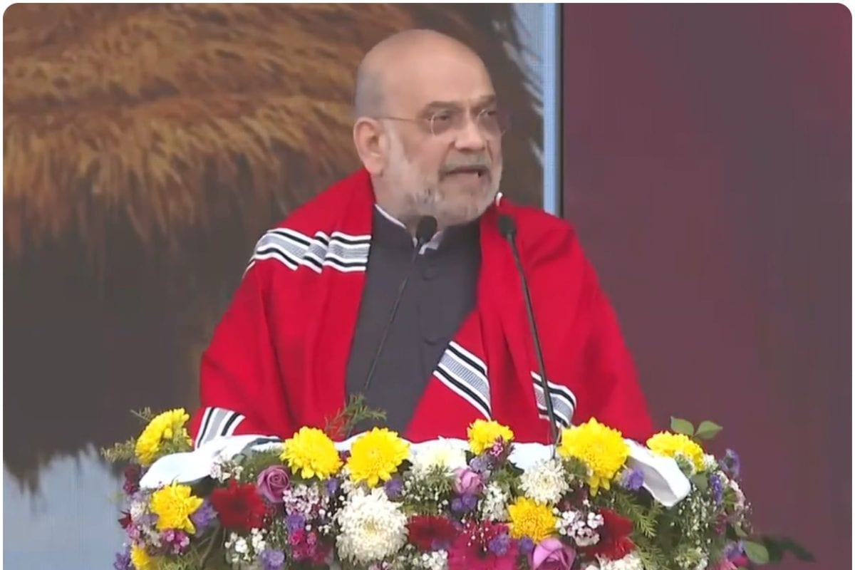 असम में कांग्रेस का पाप बेनकाब! 64 लाख घुसपैठिए घुसाए 7 जिलों पर कर लिया था कब्जा अमित शाह का हमला