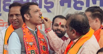 महाराष्ट्र चुनाव: निकाय चुनाव में भाजपा की जय-वीरू जैसी जोड़ी थी फडणवीस और चौह्वान की. (पीटीआई)