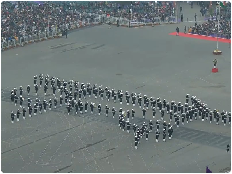 Beating Retreat Ceremony, Beating Retreat Ceremony 2026, President Droupadi Murmu, PM Modi Beating Retreat Ceremony, Operation Sindoor Strength, 77th Republic Day celebrations, Beating Retreat Ceremony at Vijay Chowk, बीटिंग रिट्रीट सेरेमनी, बीटिंग रिट्रीट सेरेमनी 2026, पीएम मोदी बीटिंग रिट्रीट सेरेमनी, ऑपरेशन सिंदूर शक्ति, विजय चौक पर बीटिंग रिट्रीट सेरेमनी