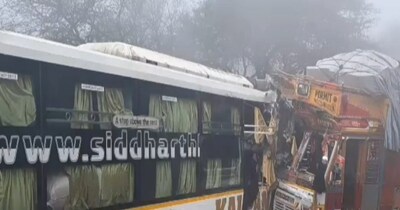 बस और ट्रक की भिड़ंत