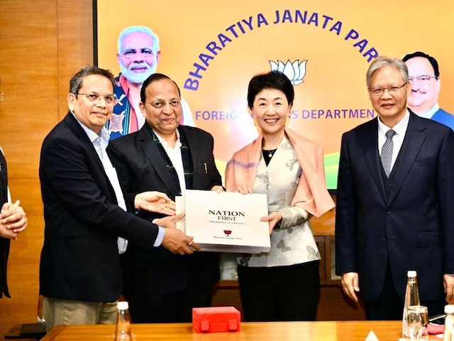 जब BJP मुख्यालय में पहुंचा चीनी कम्युनिस्ट पार्टी का डेलिगेशन, जानिए क्या हुआ