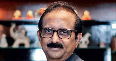 SBI Chief Demands Equal Tax for Bank Deposits and Equity Investments Before Budget