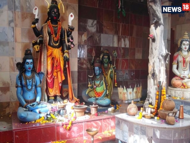 कोलकाता के चाइनीज काली मंदिर में चाऊमीन और मोमोज का भोज, अनूठी है परंपरा कोलकाता के चाइनीज काली मंदिर में चाऊमीन और मोमोज का भोज, अनूठी है परंपरा