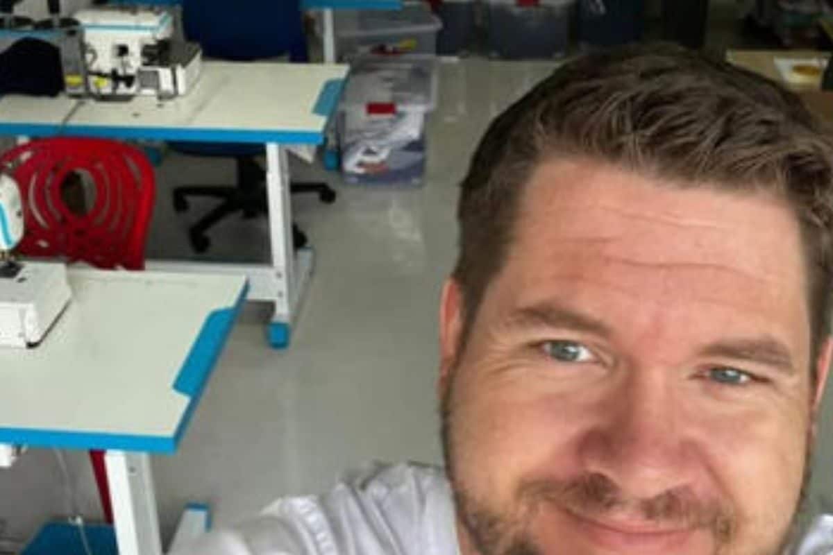 ऑस्‍ट्रेलिया से आकर भारत में खोली कपड़े की दुकान लोकल कर्मचारियों ने करा दिया 30 लाख का नुकसान जानें पूरी कहानी