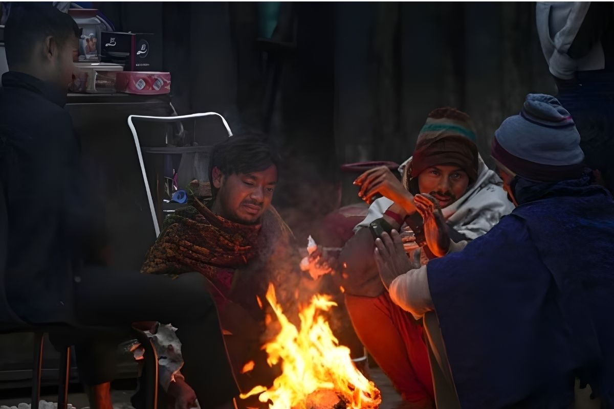 Aaj Ka Mausam: पंजाब-हरियाणा में पड़ा पाला 0 डिग्री पहुंचा पारा दिल्ली में शिमला से ज्यादा ठंड IMD का रेड अलर्ट