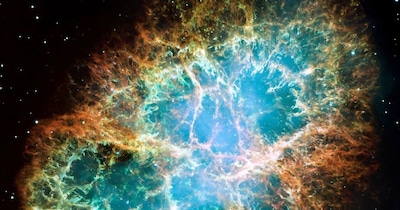 हबल स्पेस टेलीस्कोप की नजर से देखा गया क्रैब नेबुला. (Image Credit : NASA/HST Heritage)