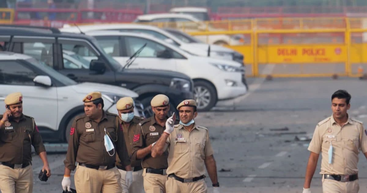 Delhi Police Encounter: दिल्ली में LLB पास शूटर का एनकाउंटर, दो सगे भाइयों पर बरसाई थी 50 गोलियां