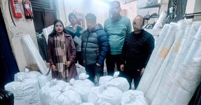 दिल्ली में 1,919 नकली ब्रांडेड कपड़े जब्त, एक गिरफ्तार