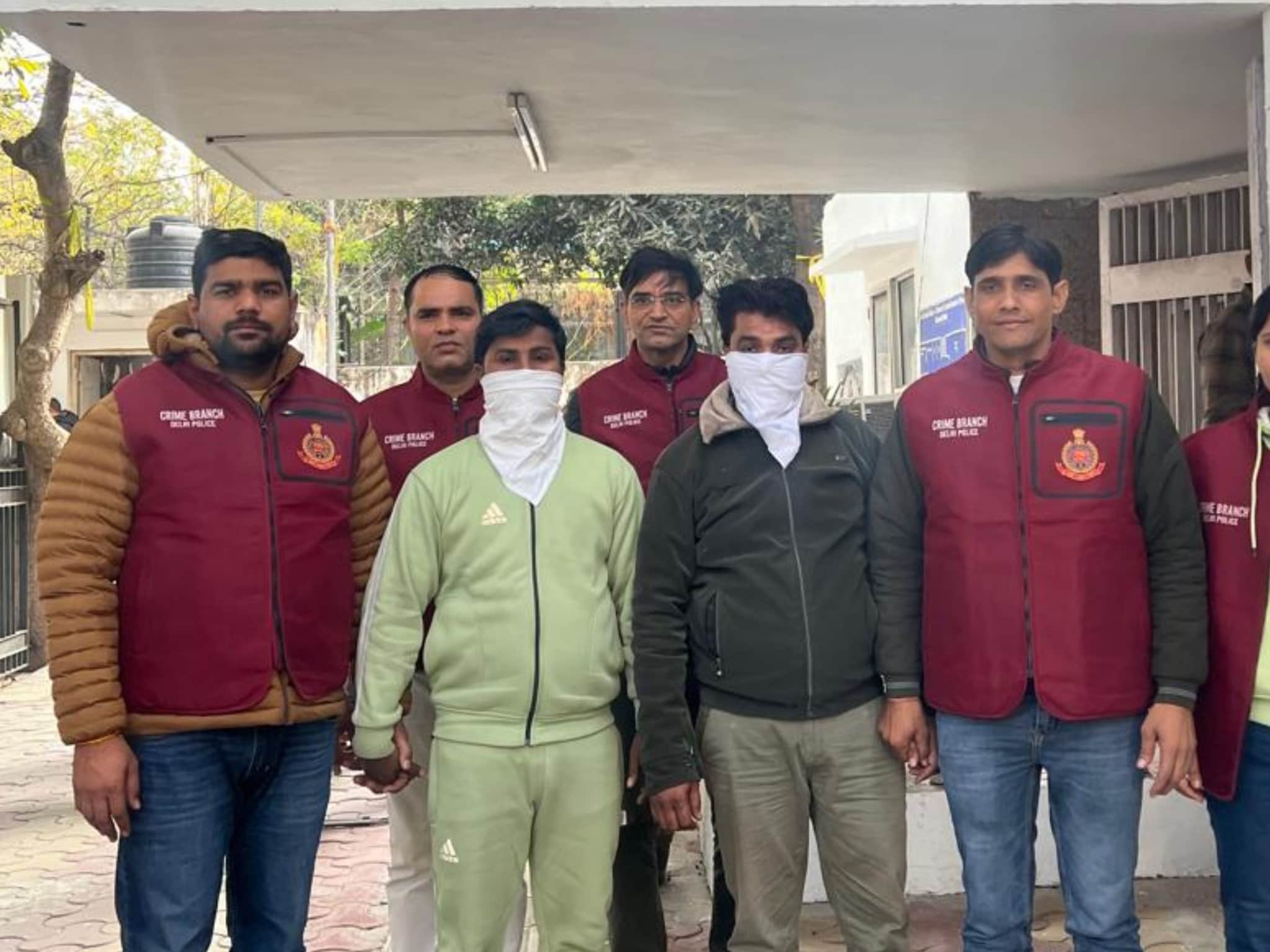 ऊपर से काजू पैकेट के अंदर छिपा था 5000 किलो गांजा कुरियर से दिल्ली पहुंचा नशा ओडिशा से जुड़े तार