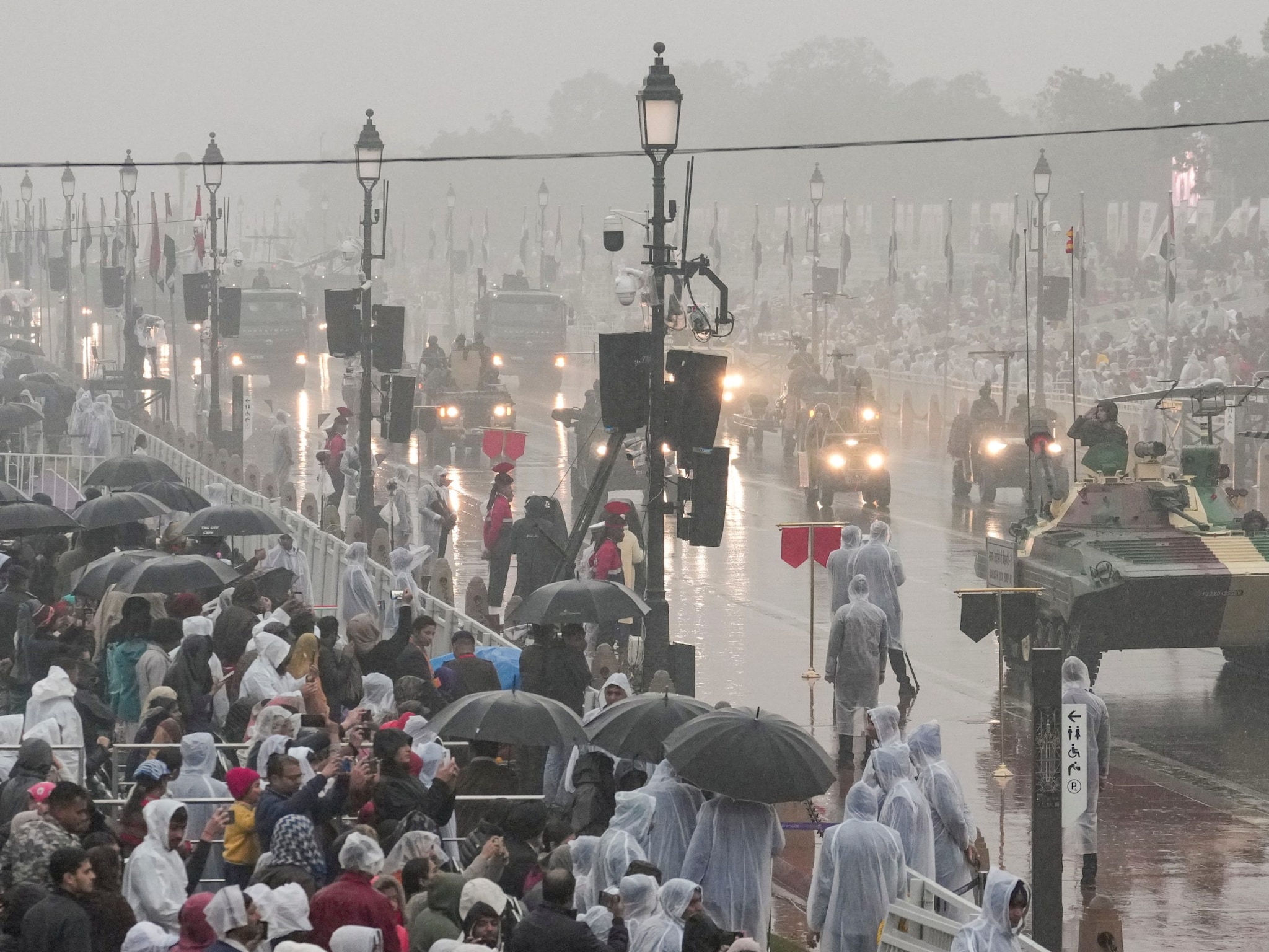 बारिश बर्फबारी और नसें चीरतीं हवाएं… अगले 48 घंटों में ठंड का कहर दिल्ली-NCR समेत पूरे उत्तर भारत में अलर्ट