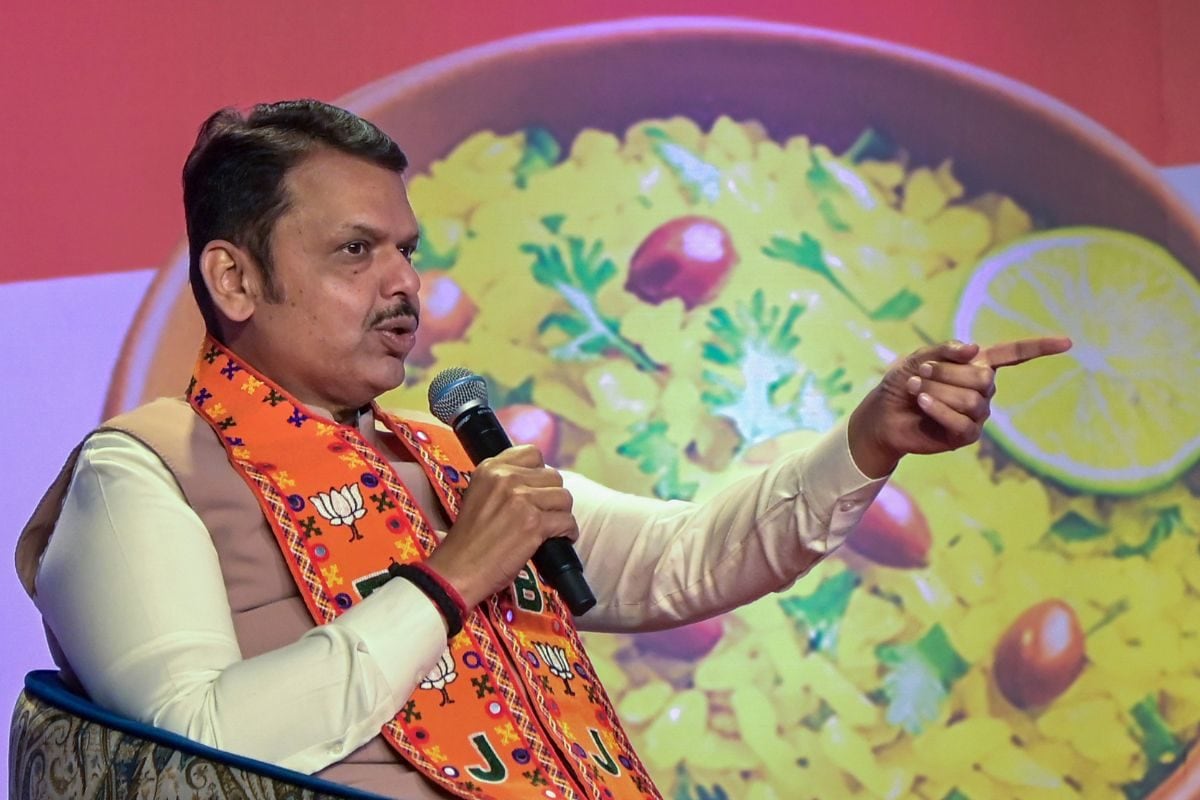 BJP ने कांग्रेस और AIMIM संग गठबंधन क्यों किया, यह कैसे हुआ? देवेंद्र फडणवीस ने खोला राज