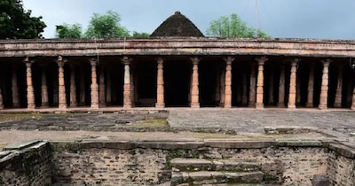 धार भोजशाला.