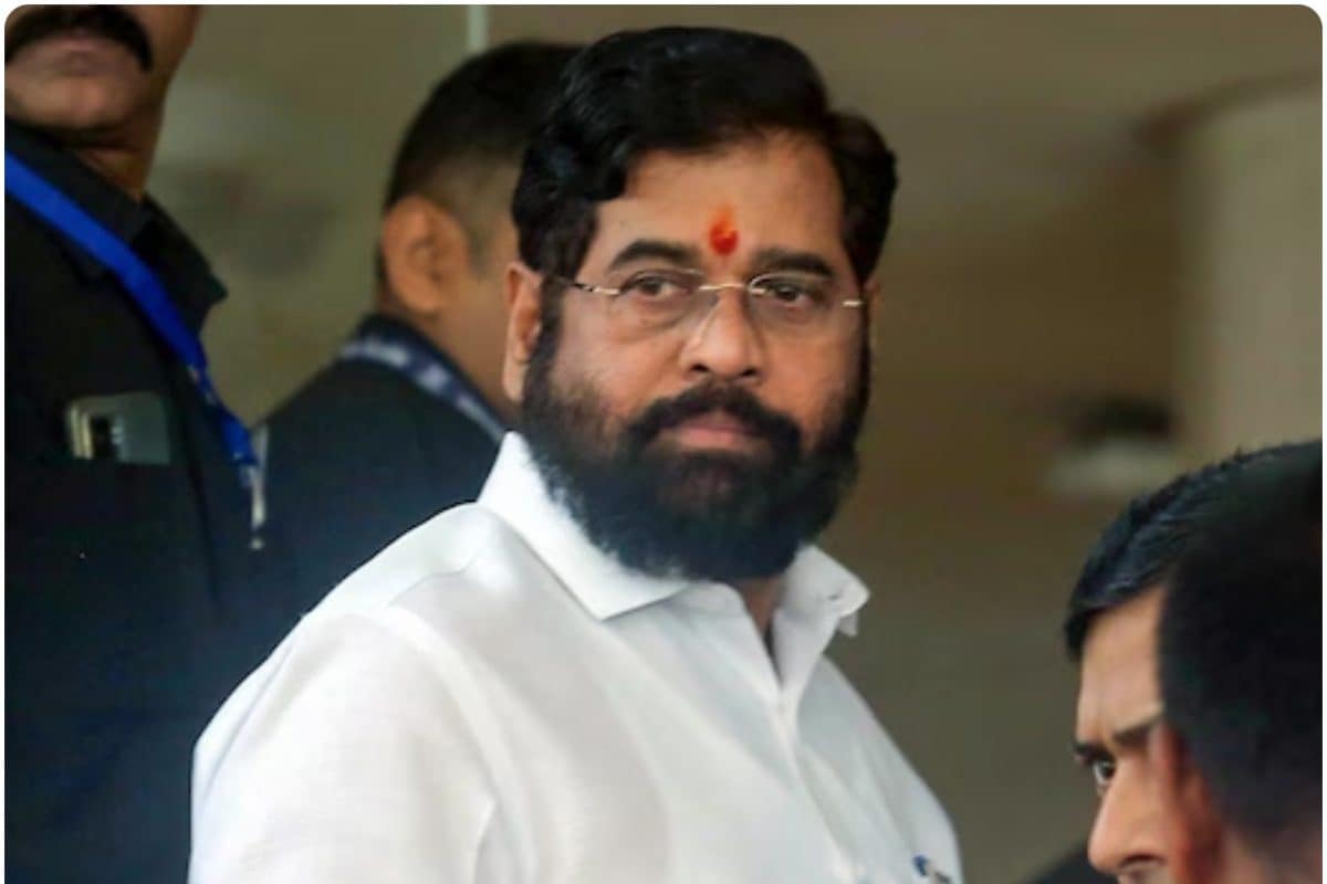 बीएमसी मेयर की कुर्सी के लिए खींचतान: 3 दिनों तक 5 स्टार होटल में रहेंगे शिंदे शिवसेना के 29 कॉर्पोरेटर