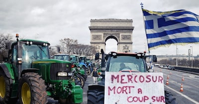 यूरोप में किसानों का आक्रोश: फ्रांस से ग्रीस तक सड़कों पर ट्रैक्टर, EU नीतियों के खिलाफ प्रदर्शन.