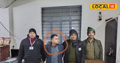 समस्तीपुर ट्रेन में नकली टीटीई यात्रियों से अवैध वसूली करते पकड़ा गया.