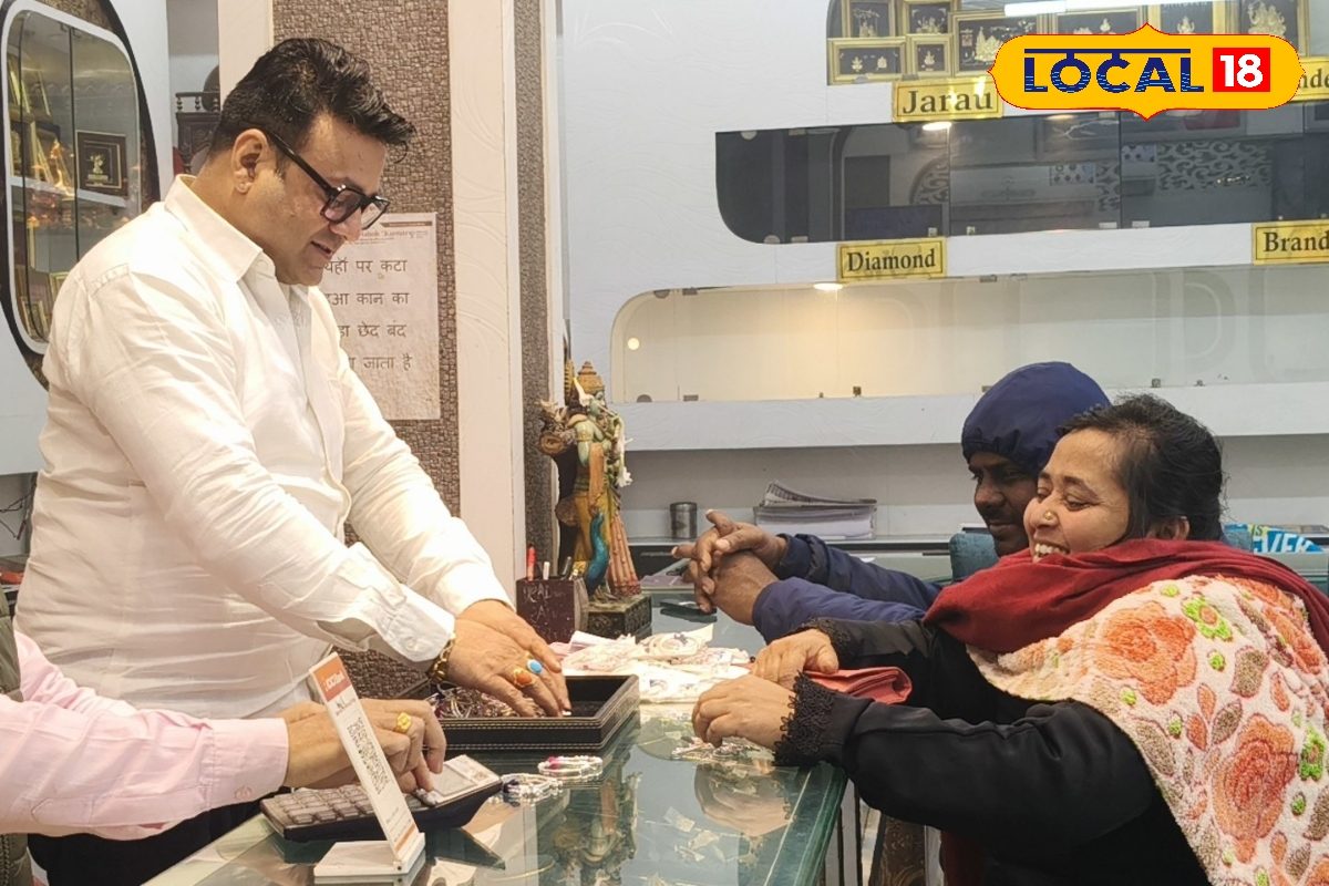 बिहार के सराफा बाजार में हिजाब या नकाब पहनकर सोना-चांदी खरीदने पर रोक क्या बोले व्यापारी देखें वीडियो