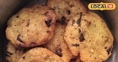 छत्तीसगढ़िया अंदाज में घर पर बनाएं स्वादिष्ट उरद दाल और प्याज भाजी का बड़ा