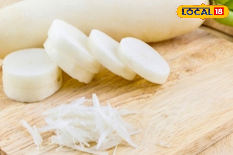 मूली का सेवन हमेशा थोड़ी मात्रा से शुरू करें और शरीर की प्रतिक्रिया पर ध्यान दें. जब शरीर इसकी आदत बना ले, तब धीरे-धीरे मात्रा बढ़ाएं. सही तरीके और संतुलित मात्रा में सेवन करने से आप बिना किसी परेशानी के मूली के सभी फायदे उठा सकते हैं. 