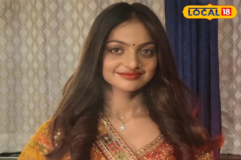 actress Monalisa, Viral girl Monalisa Bhosale, Khargone Famous Personality, Bollywood Actress Monalisa, The Diary of Manipur Film, Inspirational Story, local18, khargone letest news, Madhya Pradesh hindi news 